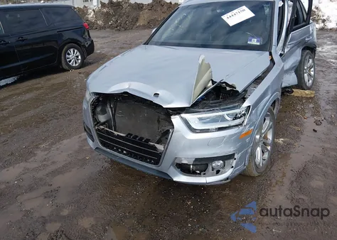 2015 Audi Q3 2.0T Premium Plus z USA, uszkodzony, nr VIN WA1GFCFSXFR006250